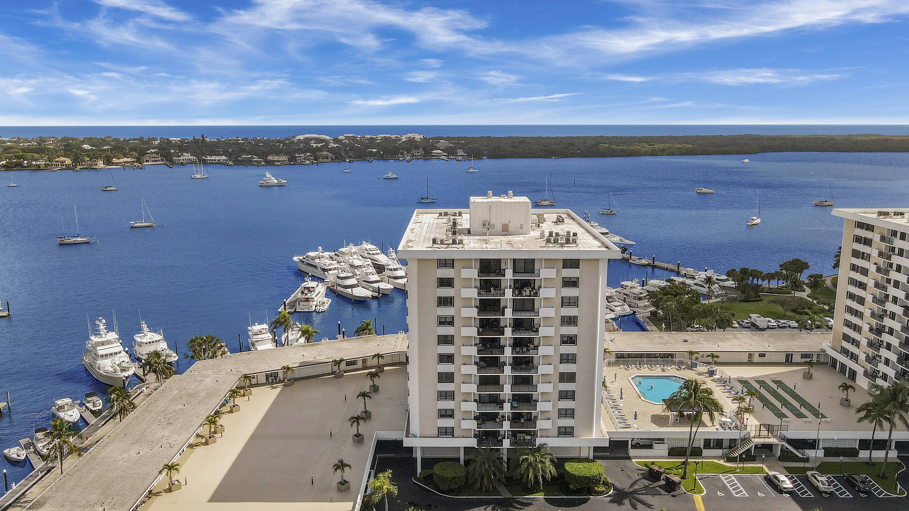 1208 Marine WAY 301, North Palm Beach, FL 33408