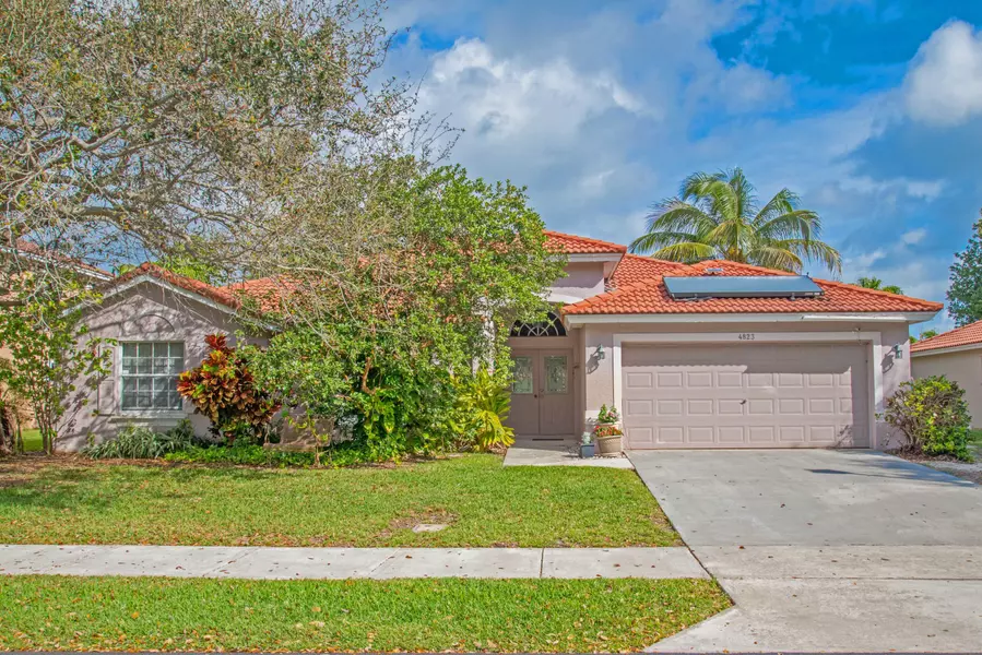 4823 S Lee RD, Delray Beach, FL 33445