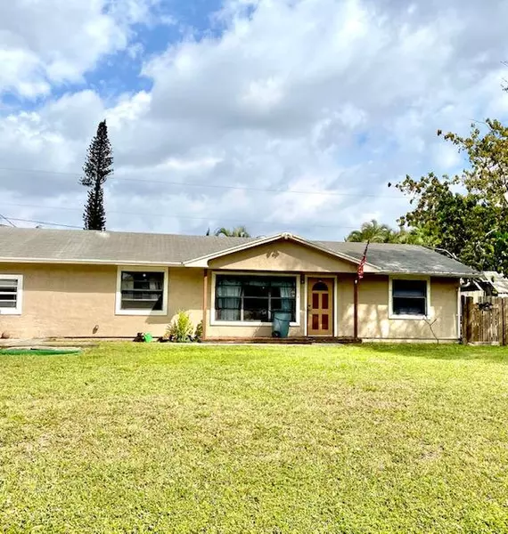 9219 Artist PL, Lake Worth, FL 33467