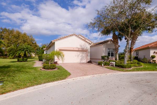 338 NW Millpond LN, Port Saint Lucie, FL 34986