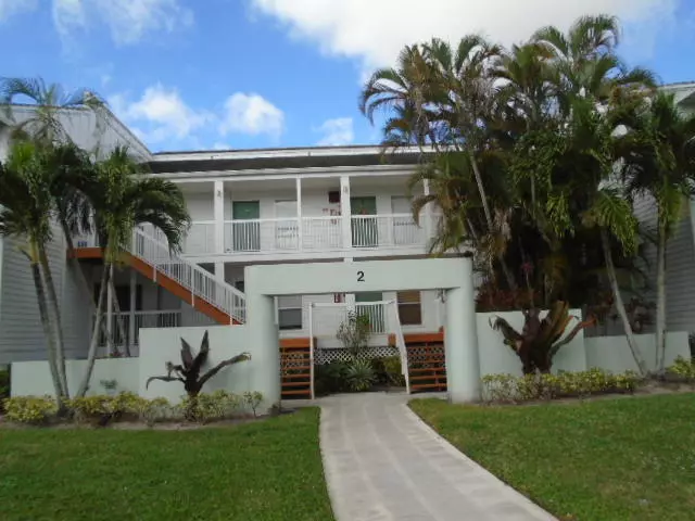 Palm Beach Gardens, FL 33418,289 Cypress Point DR 289