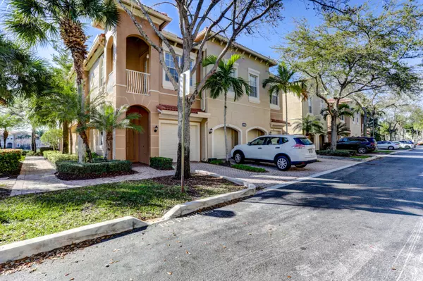 Palm Beach Gardens, FL 33418,4986 Bonsai CIR 200