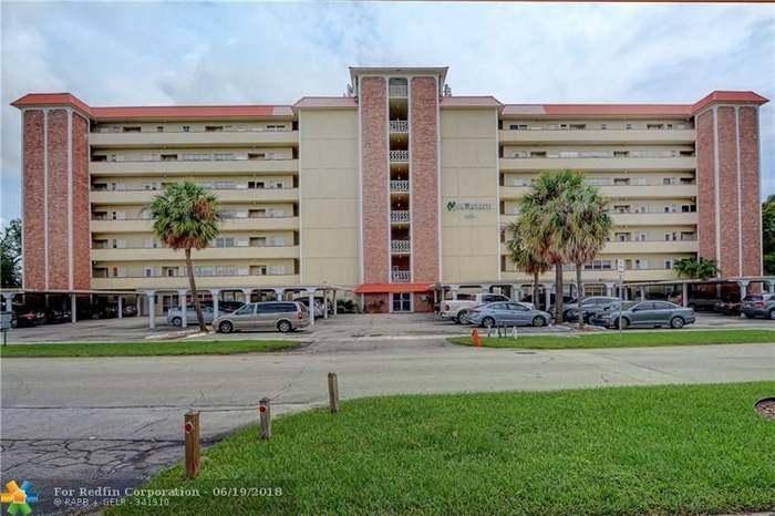 1101 Crystal Lake Dr DR 303,  Pompano Beach,  FL 33064
