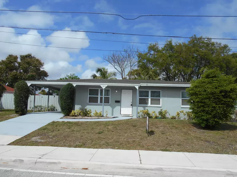 1472 W 35th ST, Riviera Beach, FL 33404