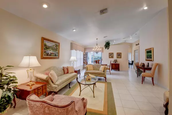 Boynton Beach, FL 33437,7350 Chorale RD