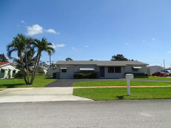 1694 Linda Lou DR, West Palm Beach, FL 33415