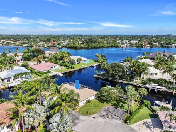 Tequesta, FL 33469,27 Leeward CIR