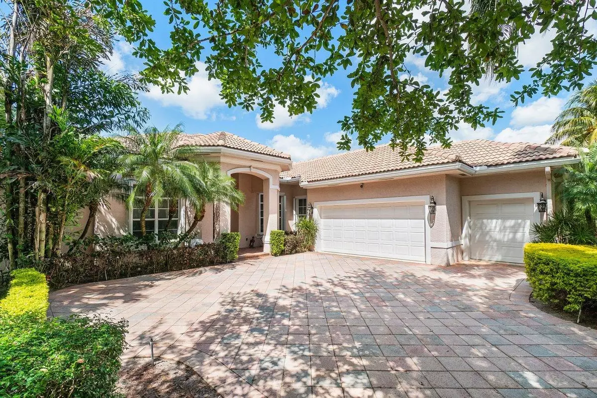 Palm Beach Gardens, FL 33418,101 Chasewood CIR