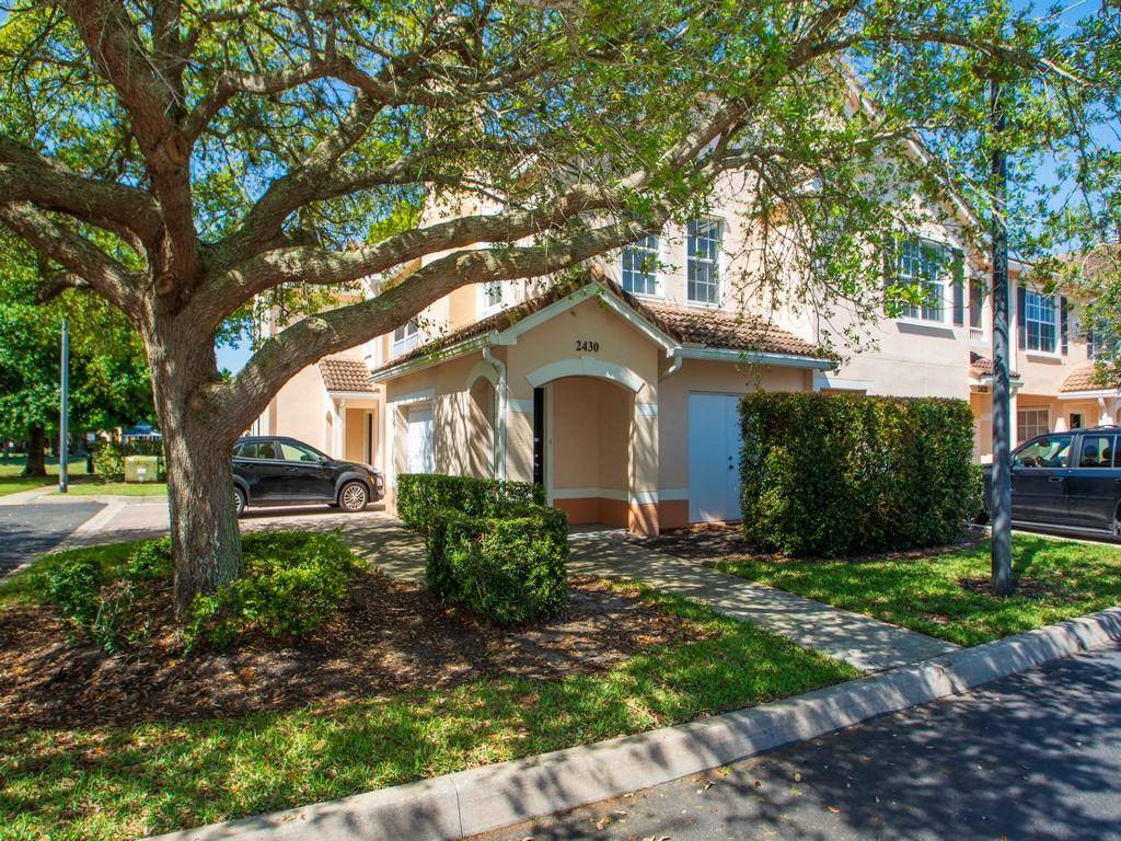 2430 57th CIR 2430, Vero Beach, FL 32966