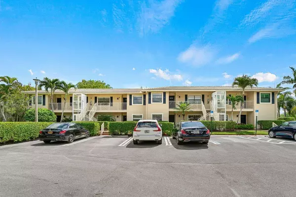 Boynton Beach, FL 33436,11 Stratford Dr E Apt E