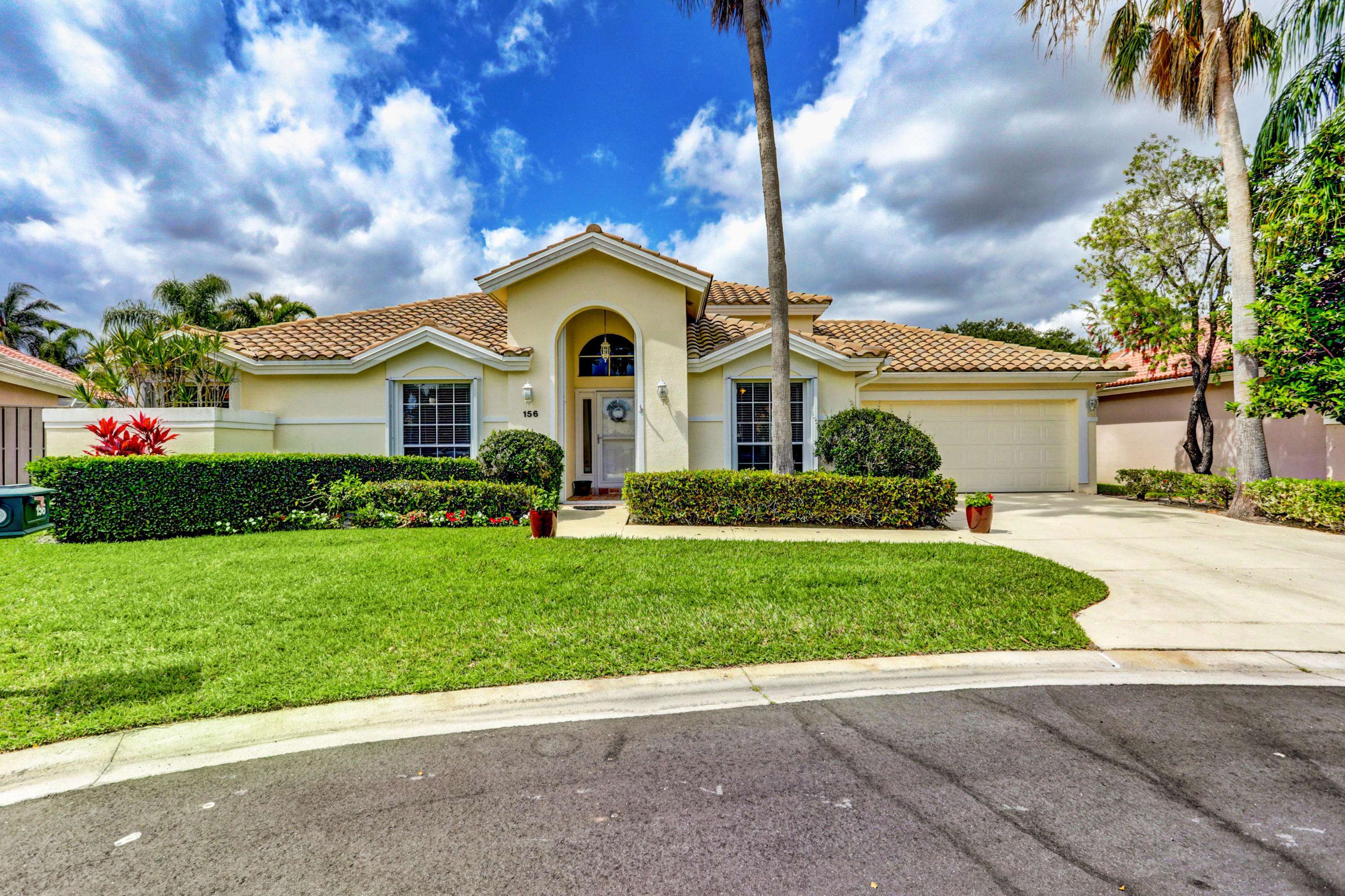 Palm Beach Gardens, FL 33418,156 Eagleton CT