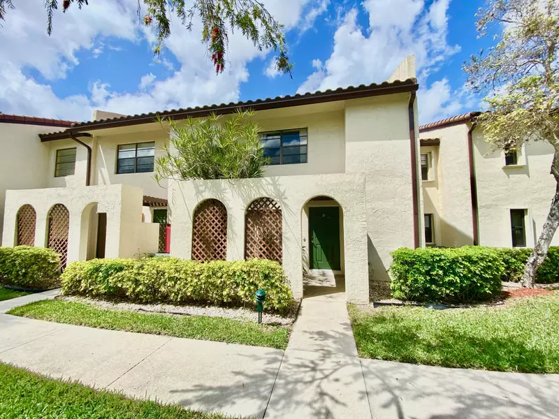 21621 Arriba Real F F, Boca Raton, FL 33433