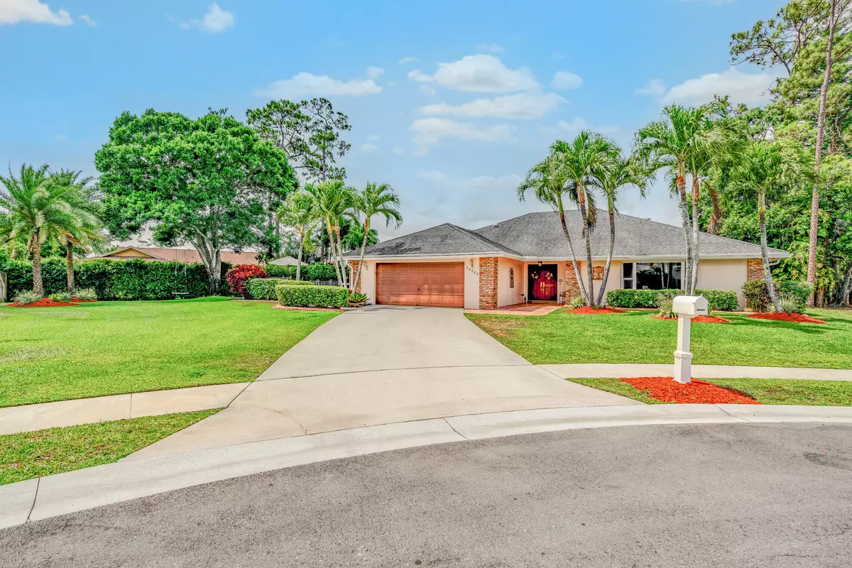 Wellington, FL 33414,14366 Crowberry CT