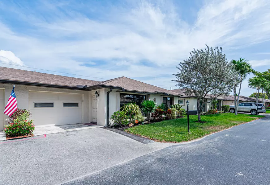 4700 Greentree CIR B, Boynton Beach, FL 33436