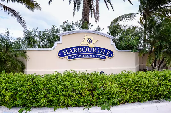 28 W Harbour Isle DR 104, Fort Pierce, FL 34949