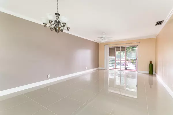 Coral Springs, FL 33065,3250 NW 85th AVE 19