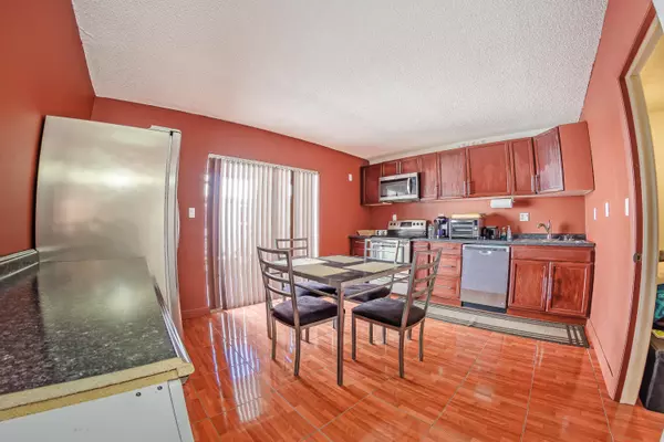 Pompano Beach, FL 33060,344 SW 1st ST 3