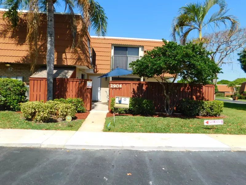 2904 SW Waterford DR, Deerfield Beach, FL 33442