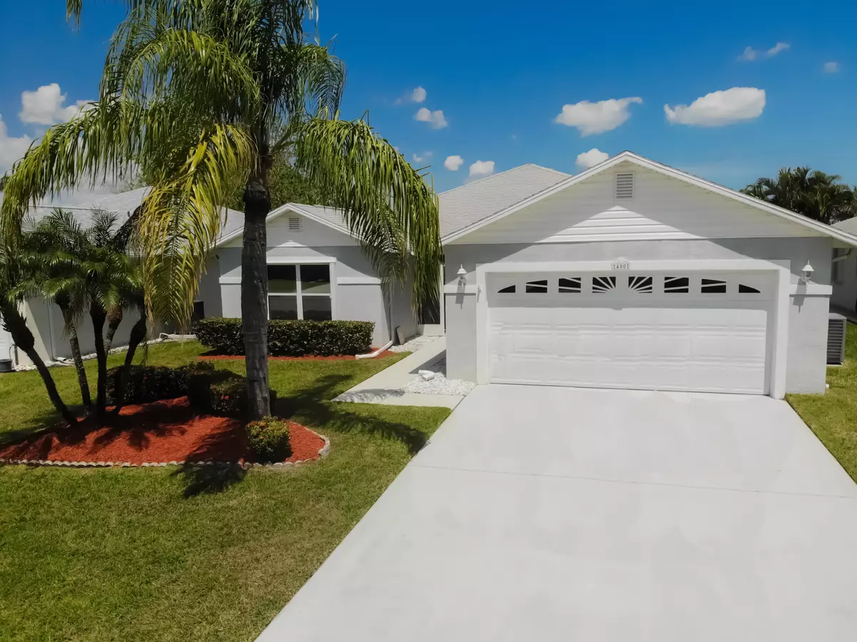 Fort Pierce, FL 34982,400 Banana LN