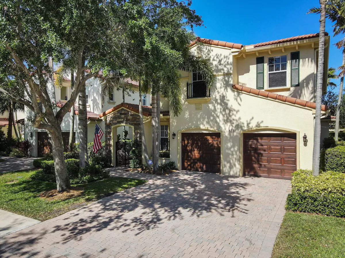 Palm Beach Gardens, FL 33410,835 Madison CT