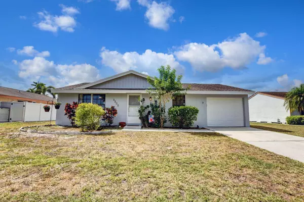 Boynton Beach, FL 33472,5278 Benjamin AVE