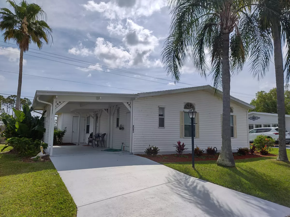 Port Saint Lucie, FL 34952,8484 Gallberry CIR