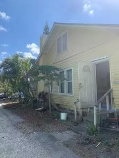 Fort Pierce, FL 34950,1906 Easter AVE