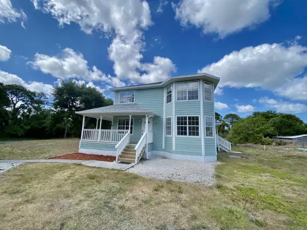 240 W Del Mundo ST, Fort Pierce, FL 34946