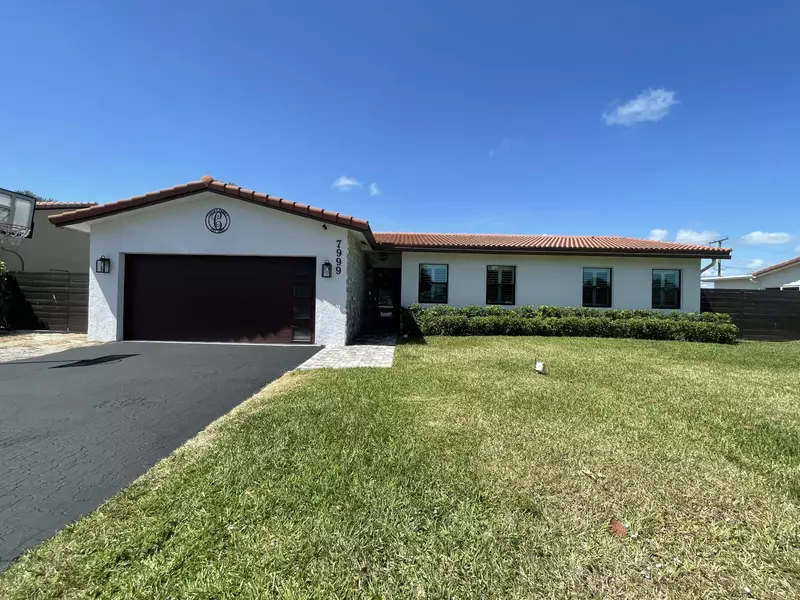 7999 E Country Club BLVD, Boca Raton, FL 33487