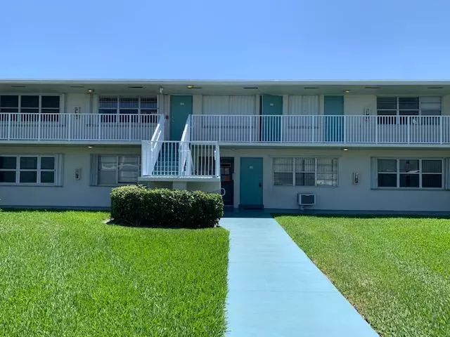 740 W Horizons 206, Boynton Beach, FL 33435