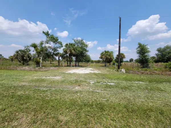 Okeechobee, FL 34972,17377 290th ST