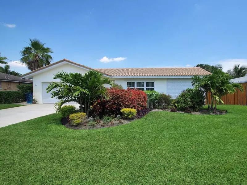 1241 SW 27th AVE, Boynton Beach, FL 33426