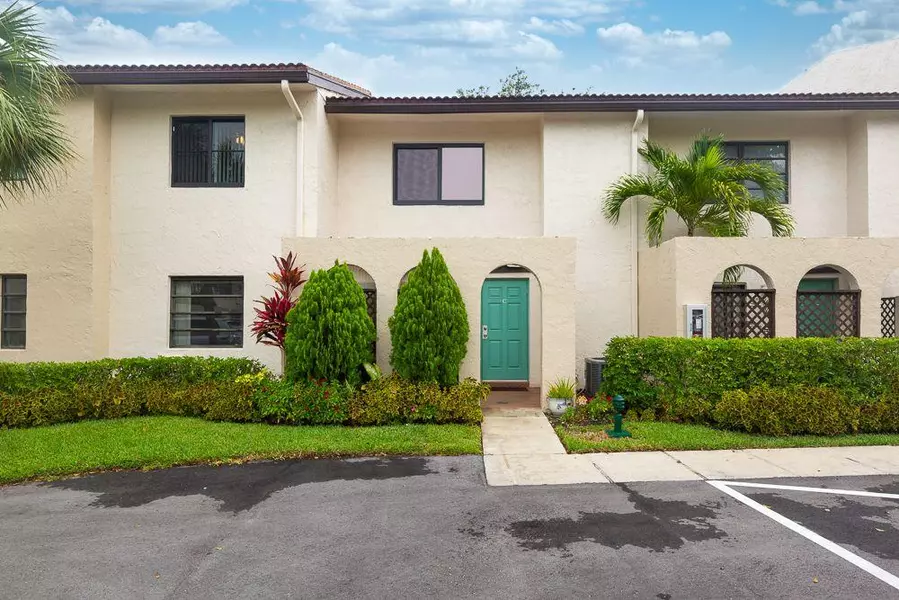 21820 Cypress CIR 25c, Boca Raton, FL 33433