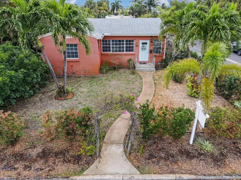 631 N Palmway, Lake Worth Beach, FL 33460