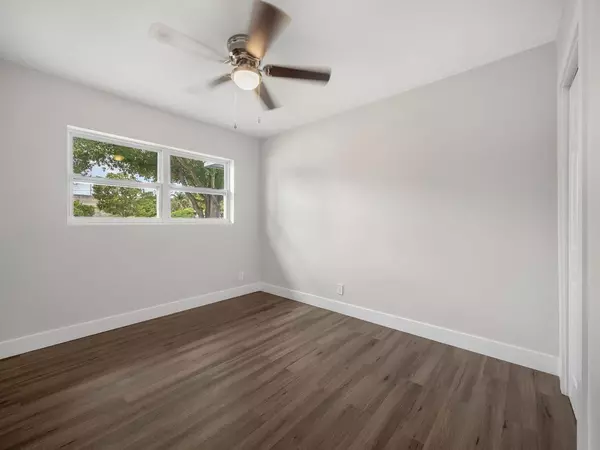 Lake Worth, FL 33460,1134 S Ridge ST