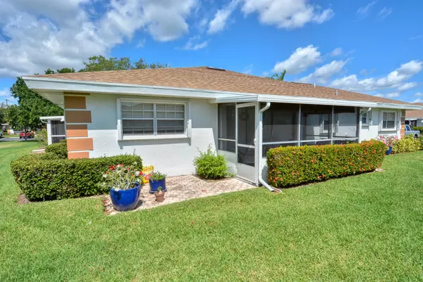 Fort Pierce, FL 34950,1001 Pheasant Run DR A