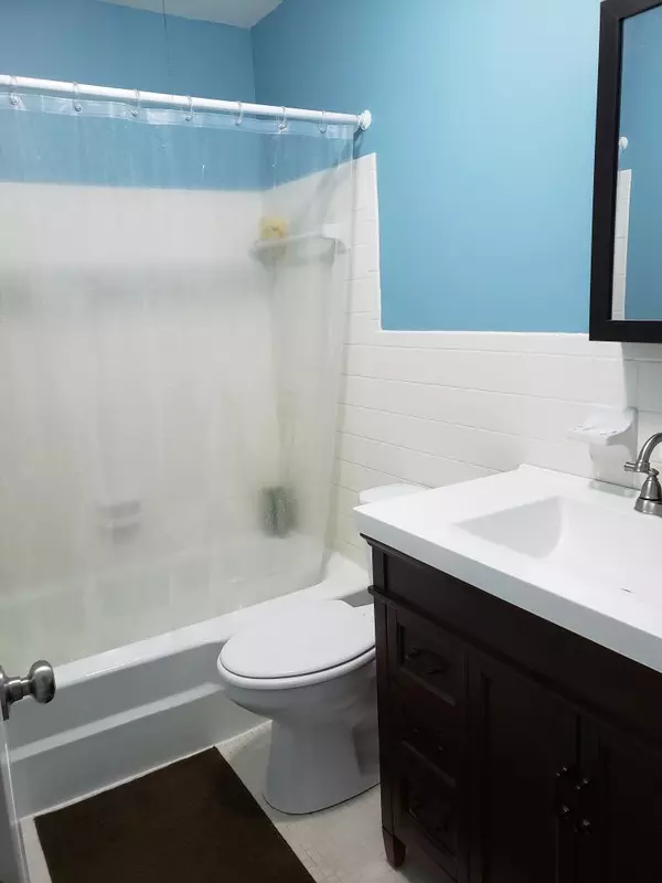 Lake Worth Beach, FL 33460,401 N J ST 7