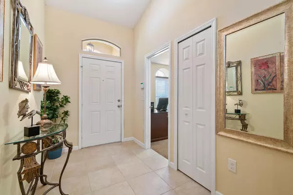 Vero Beach, FL 32968,1726 SW Berkshire CIR