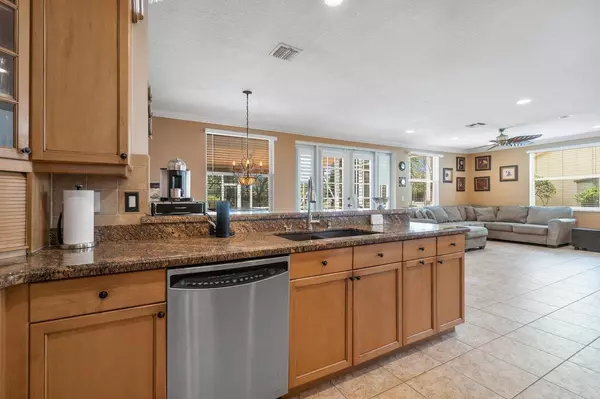 Lake Worth, FL 33467,7570 Oak Grove CIR