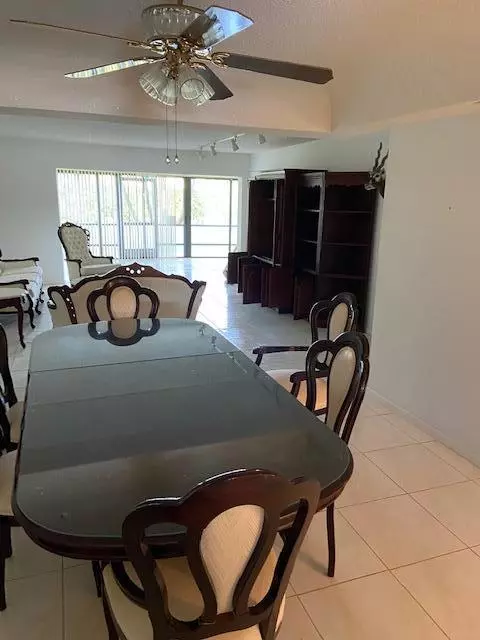 Boca Raton, FL 33428,9165 SW 14th ST 1107