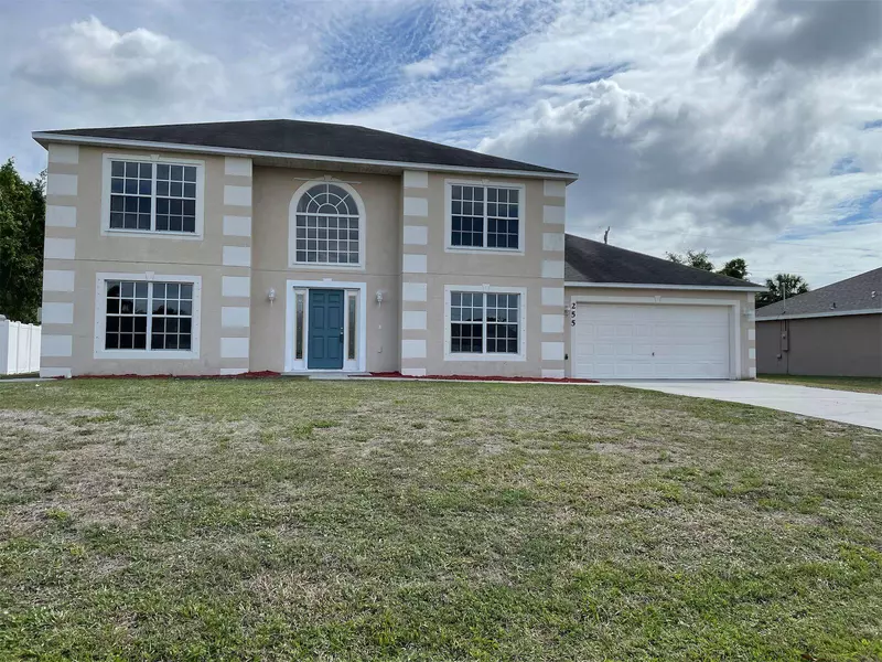 255 SW Uneeda PL, Port Saint Lucie, FL 34953