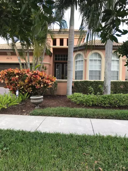 8673 E Via Grande E, Wellington, FL 33411