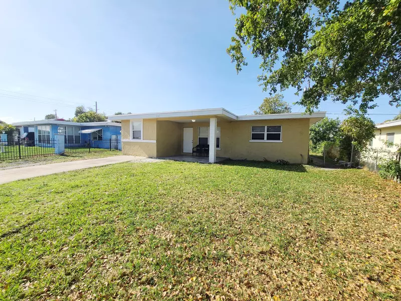 146 W 17th ST, Riviera Beach, FL 33404