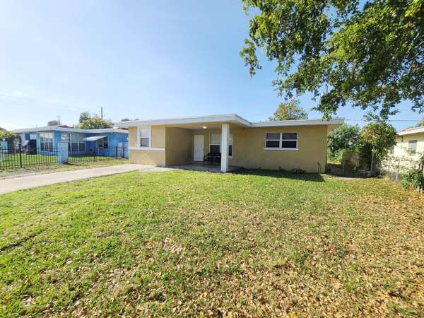 146 W 17th ST,  Riviera Beach,  FL 33404