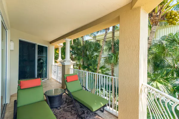 Hillsboro Beach, FL 33062,1200 Hillsboro Mile 2202