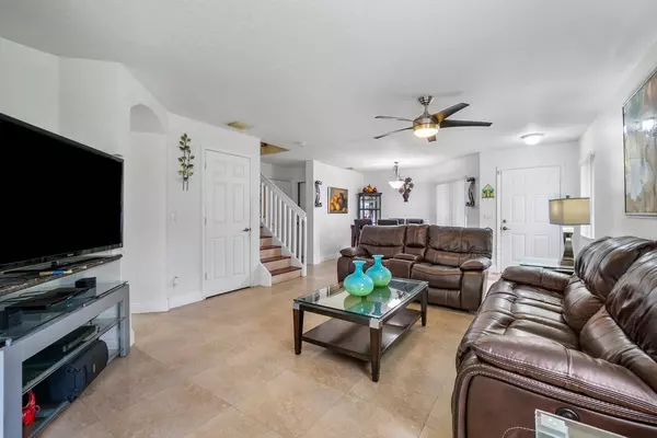 Lake Worth, FL 33463,4603 Pinemore LN