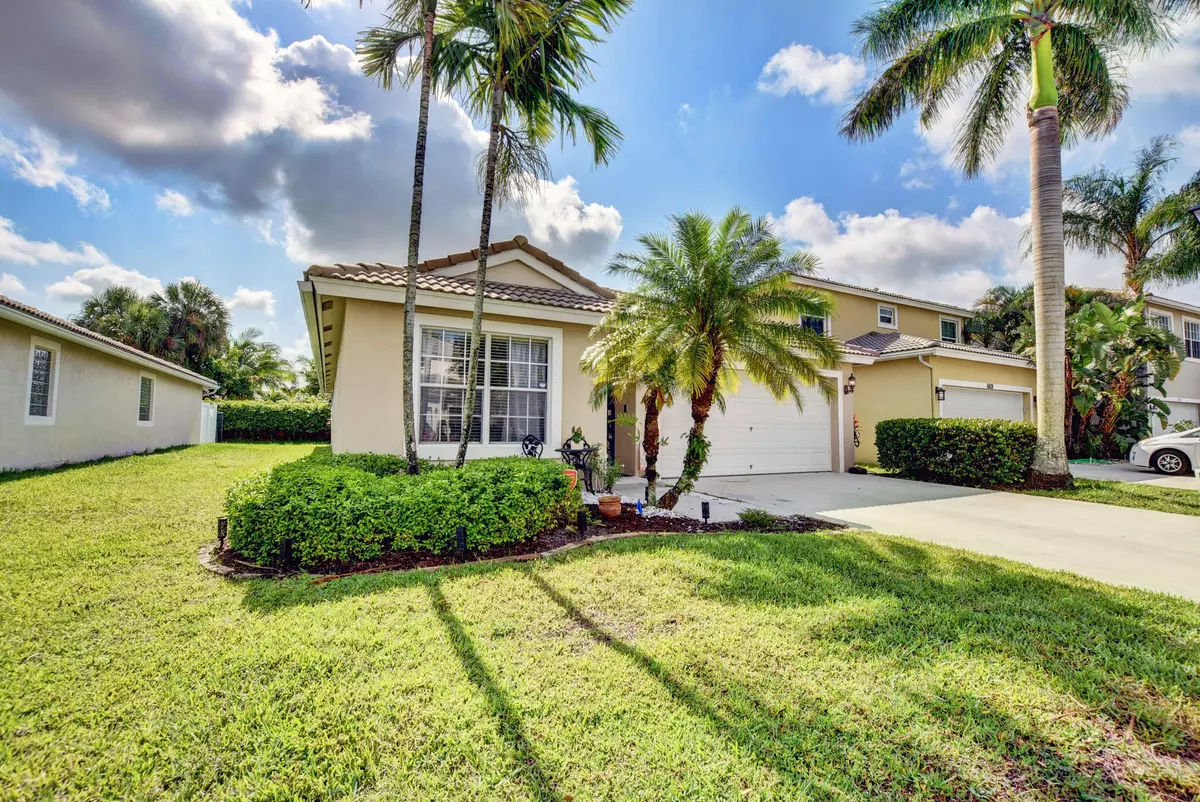 Lake Worth, FL 33463,6824 Hendry DR