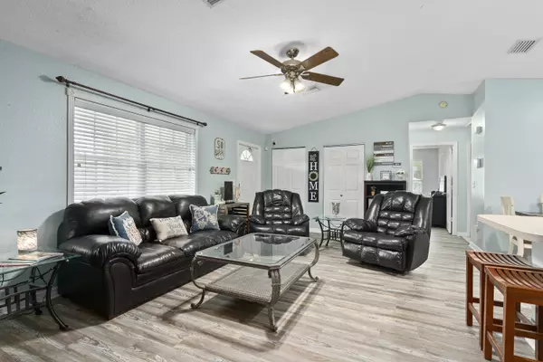 Okeechobee, FL 34972,3633 NW 33rd AVE