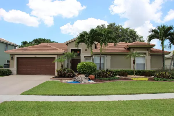 3728 Cypress Lake DR, Lake Worth, FL 33467