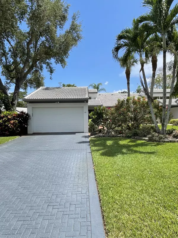 68 Cambridge LN, Boynton Beach, FL 33436